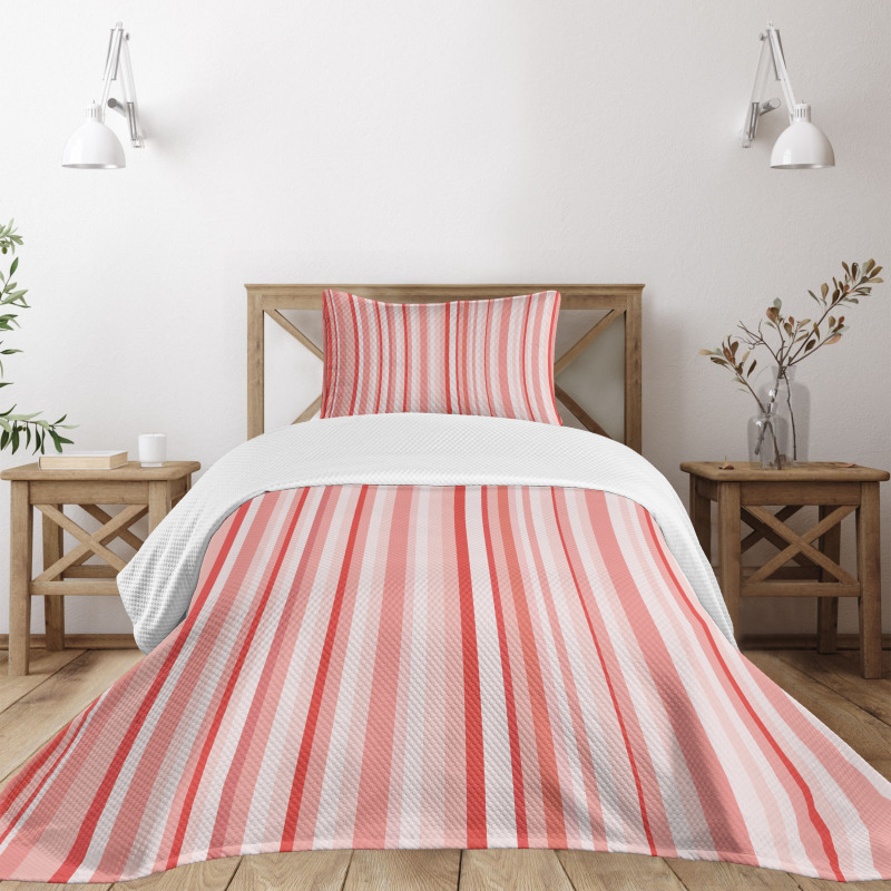 Vertically Striped Retro Bedspread Set