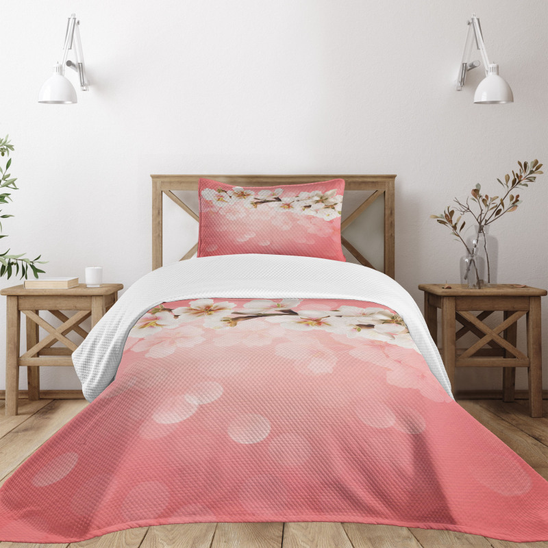 Blossoming Sakura Branch Bedspread Set
