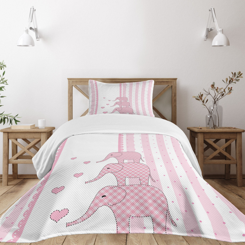 Pink Animals Bedspread Set