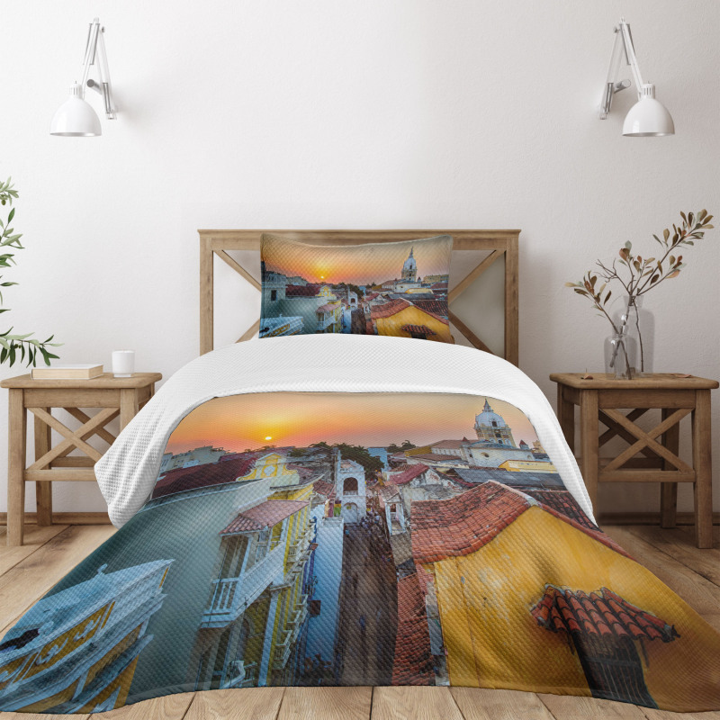 Rooftops Old City Coast Bedspread Set