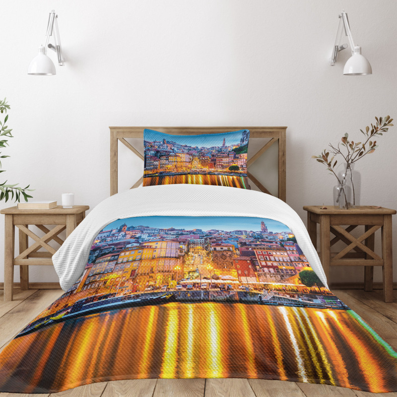 Medieval Town Coast Bedspread Set