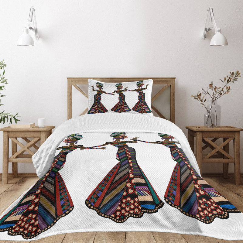 Native Costumes Bedspread Set