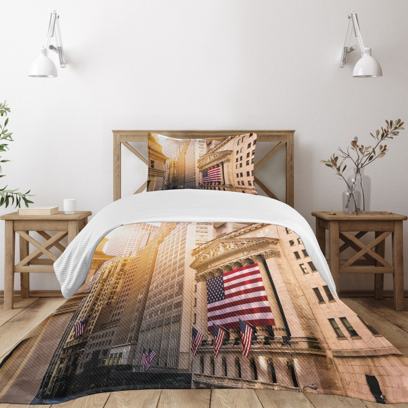 Wall Street Flags Bedspread Set