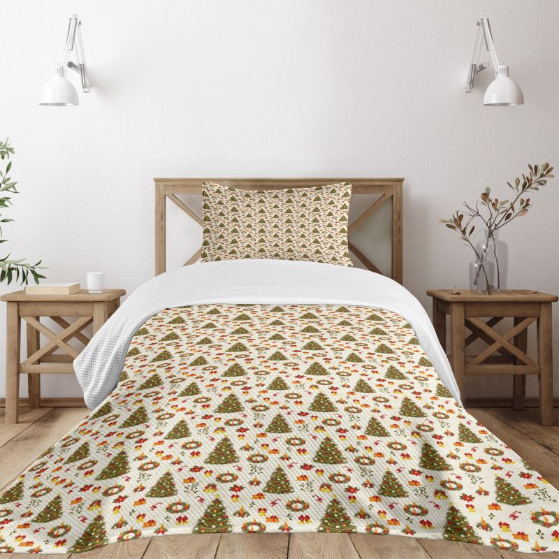 Poinsettia Flowers Bedspread Set