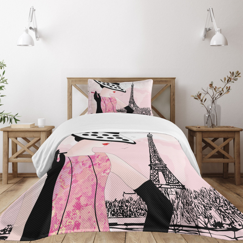 Woman Eiffel Tower Bedspread Set