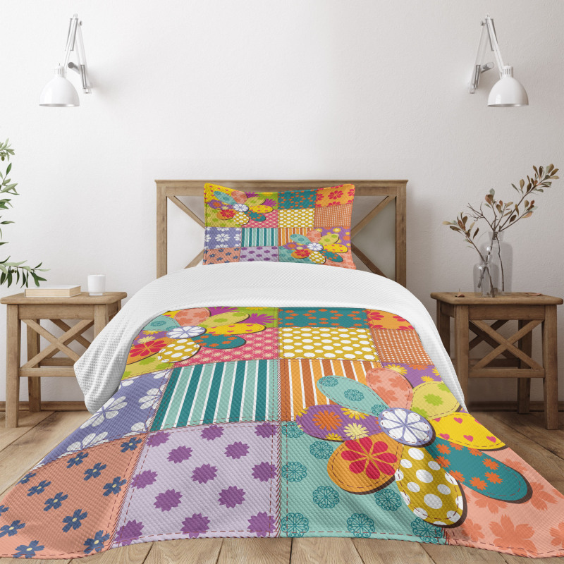 Flower Polka Dots Mix Bedspread Set