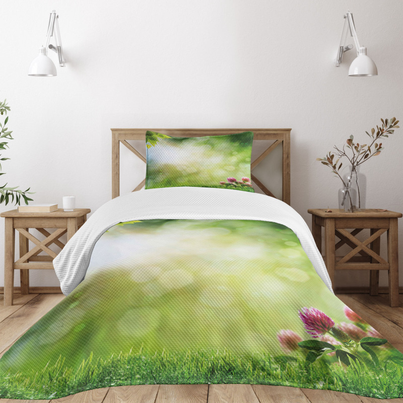 Fresh Spring Blossoms Bedspread Set