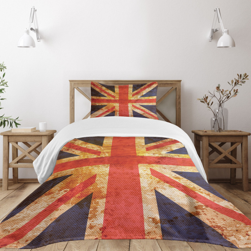 Union Jack Motif Grunge Bedspread Set