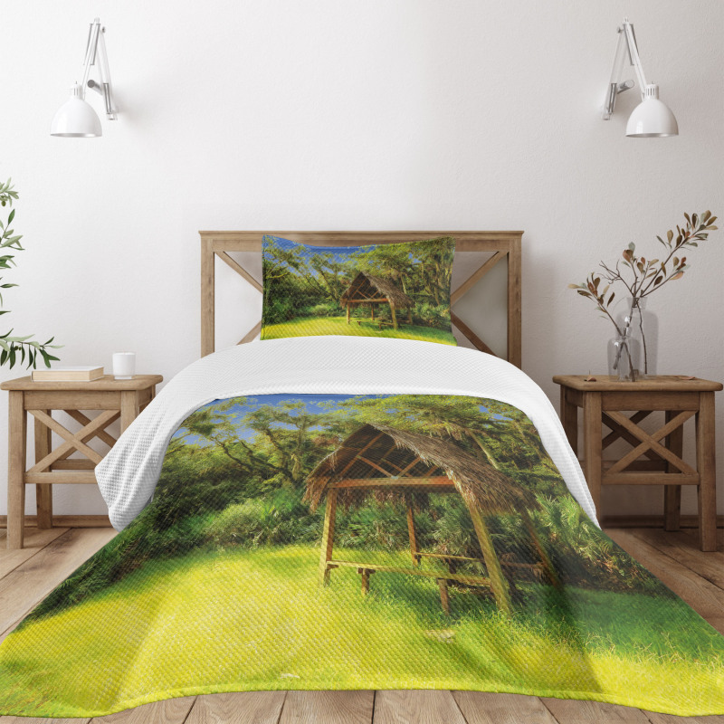 Tropic Hut Woods Bedspread Set