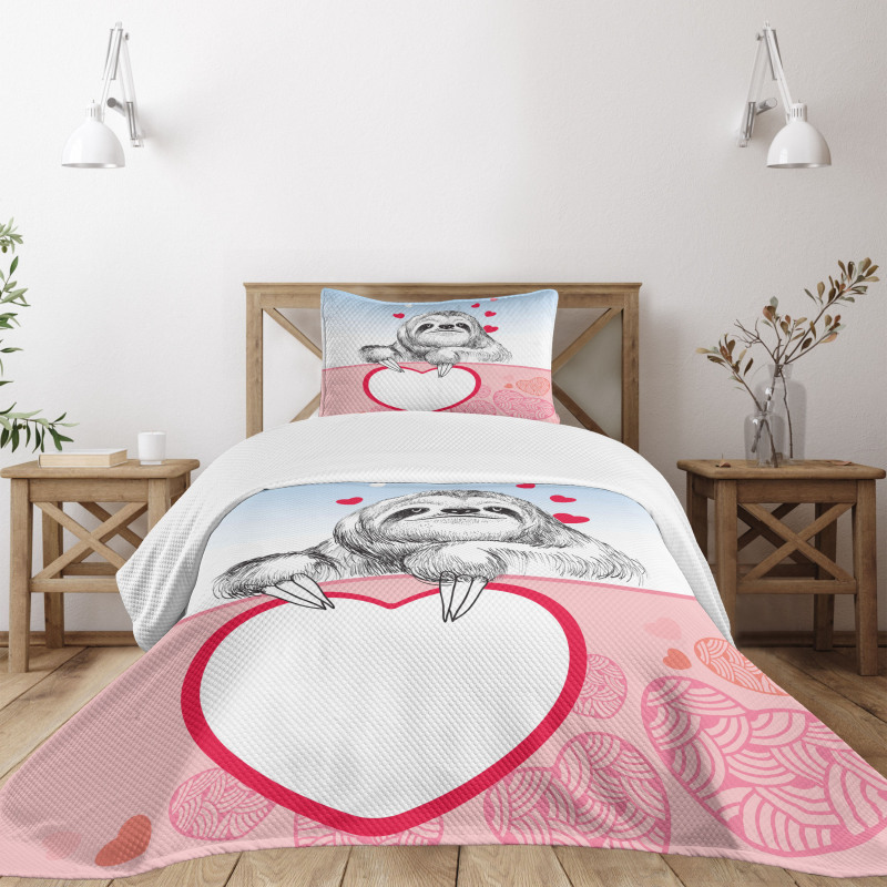 Romantic Sloth in Love Bedspread Set