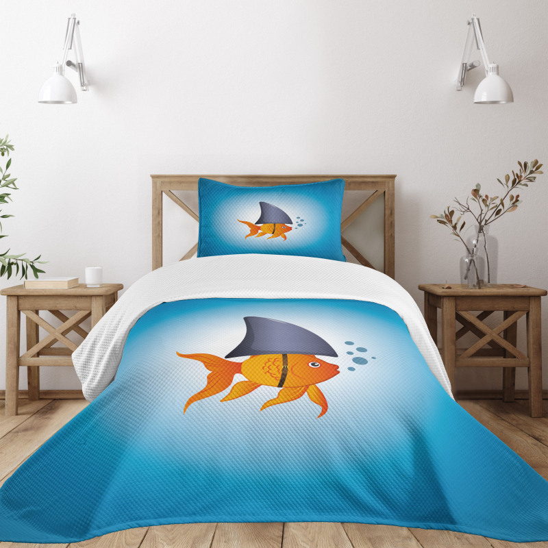 Little Fish Wearing Fin Bedspread Set