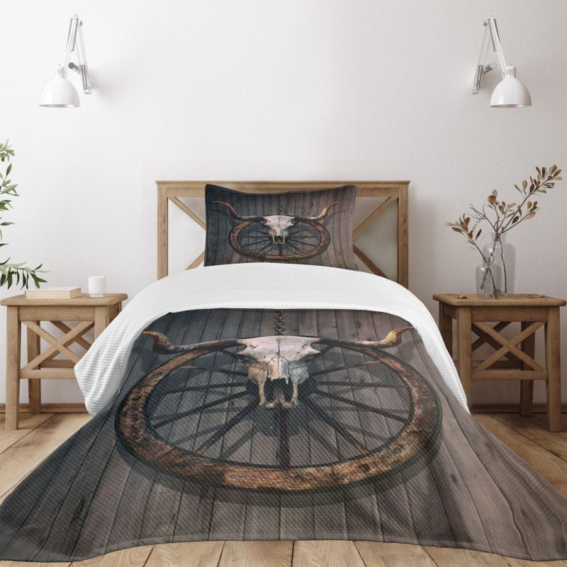 Rustic Skulll Bedspread Set