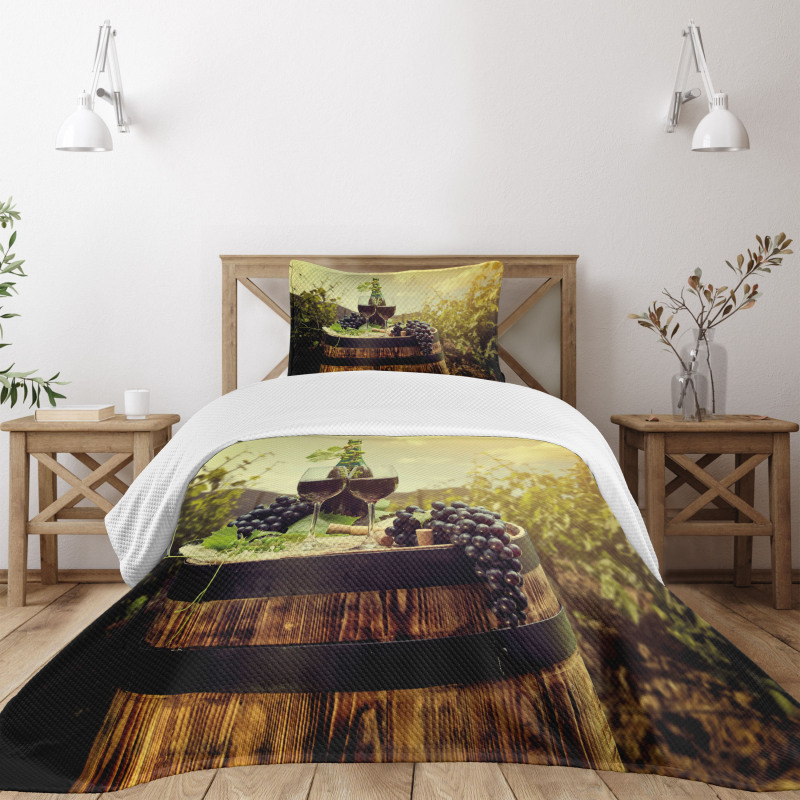 Scenic Tuscany Vineyard Bedspread Set