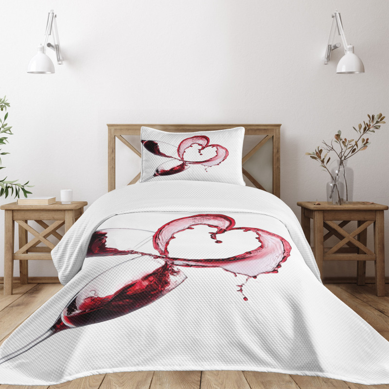 Heart Shape Spilling Wine Bedspread Set