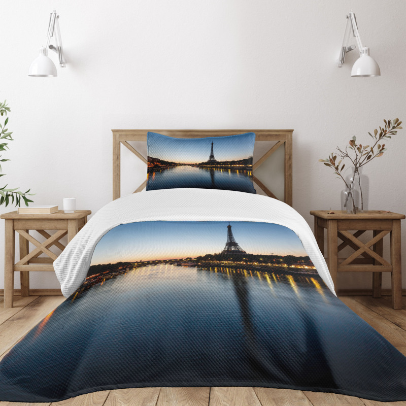 Eiffel Tower at Twilight Bedspread Set