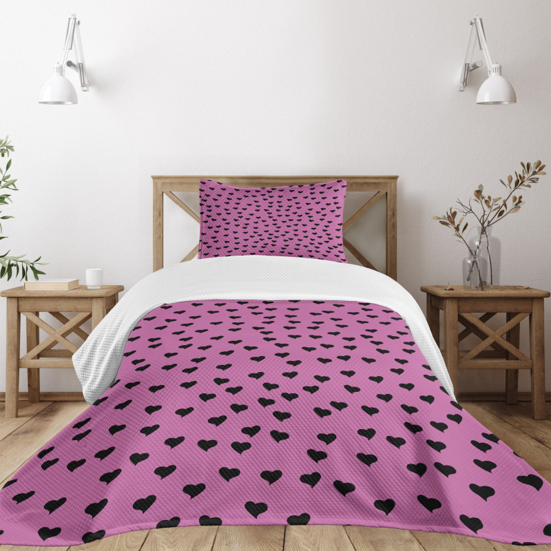 Black Hearts Romantic Bedspread Set