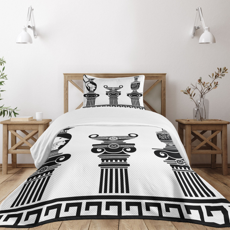 Hellenic Vase Design Bedspread Set