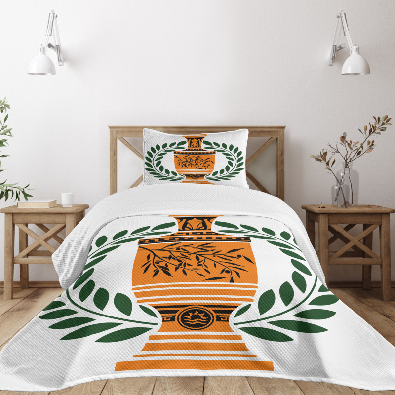 Greek Vase Laurel Bedspread Set