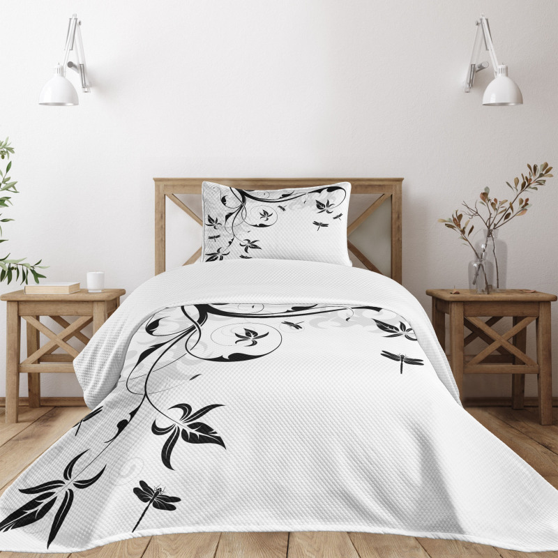 Damask Curl Leaves Bedspread Set