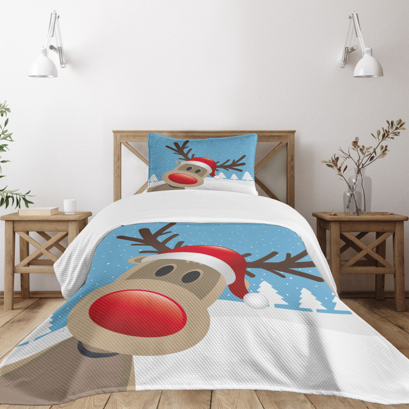 Reindeer Rudolph Hat Bedspread Set