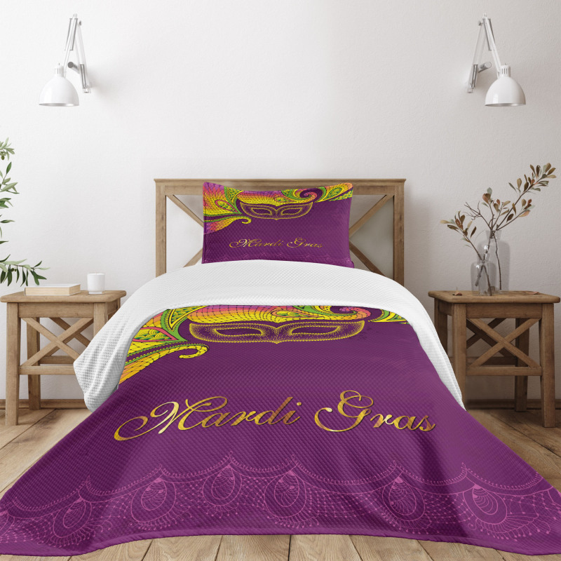 Colorful Lace Style Bedspread Set
