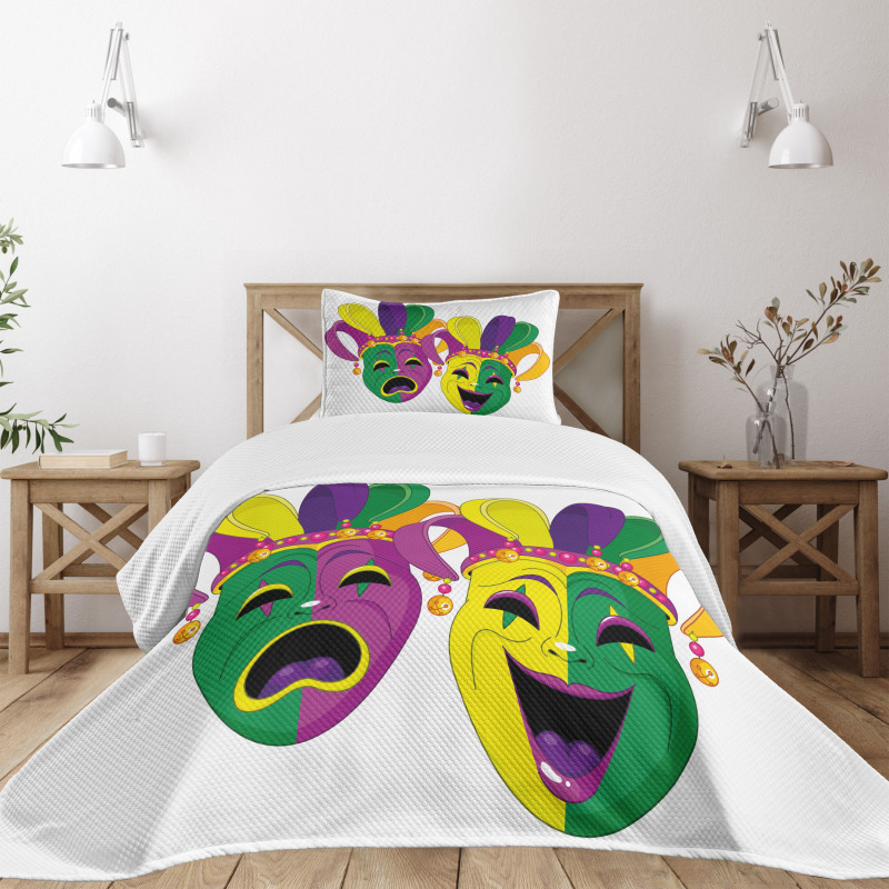 Tragedy and Comedy Bedspread Set