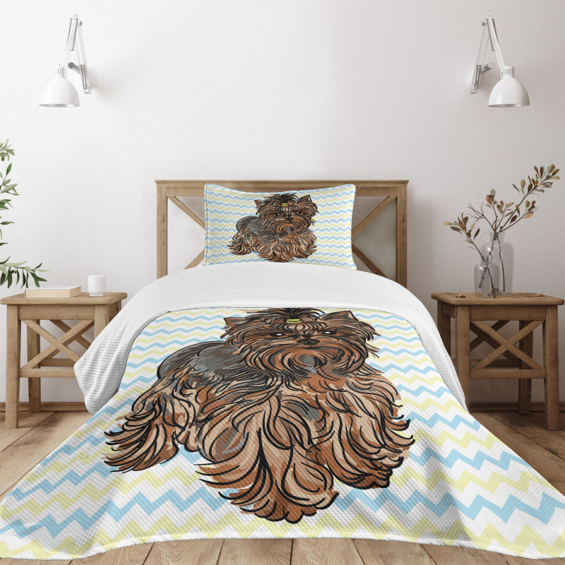 Hair Buckle on Chevron Bedspread Set