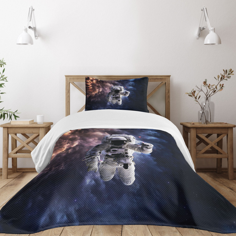 Realistic Space Suit Bedspread Set