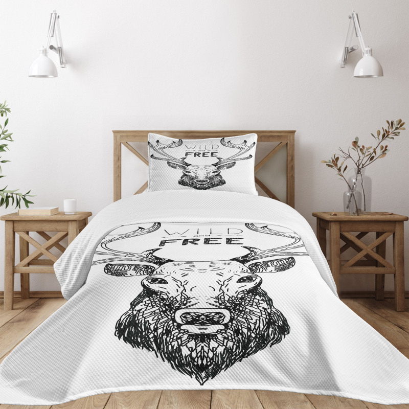 Deer Wild Free Bedspread Set
