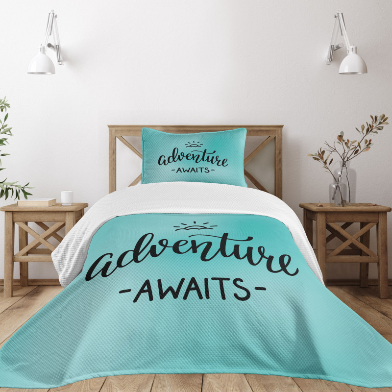 Blue Abstract Bedspread Set