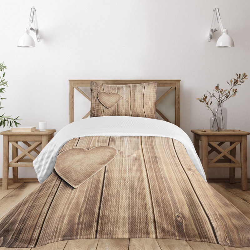 Rustic Heart Bedspread Set