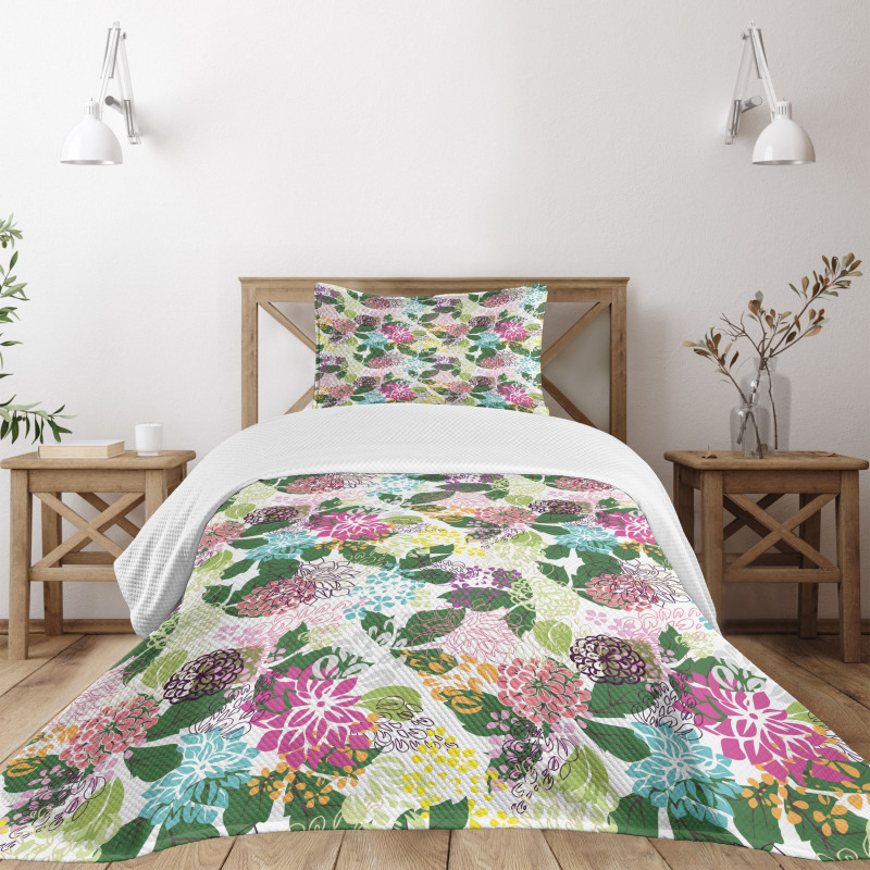 Blooms Beauty Bedspread Set