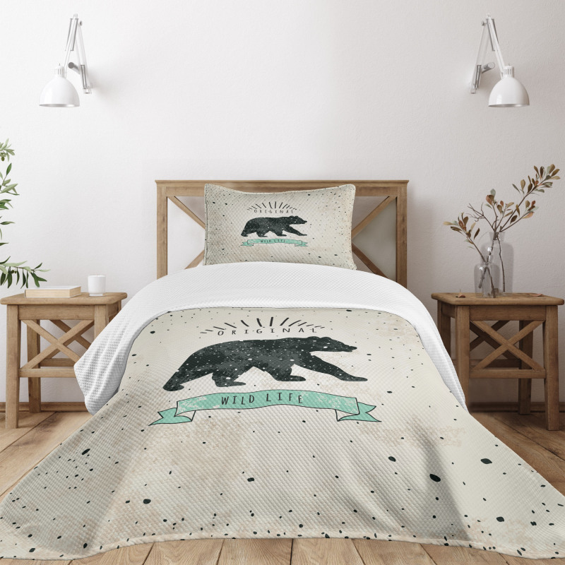 Vintage Wildlife Bedspread Set