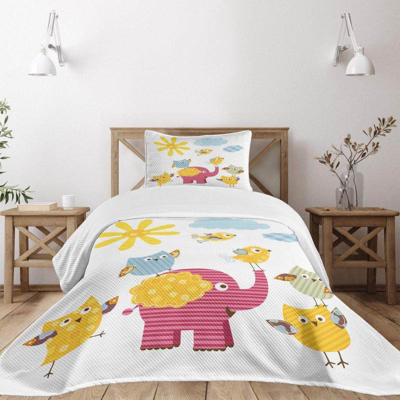 Colorful Birds Bedspread Set