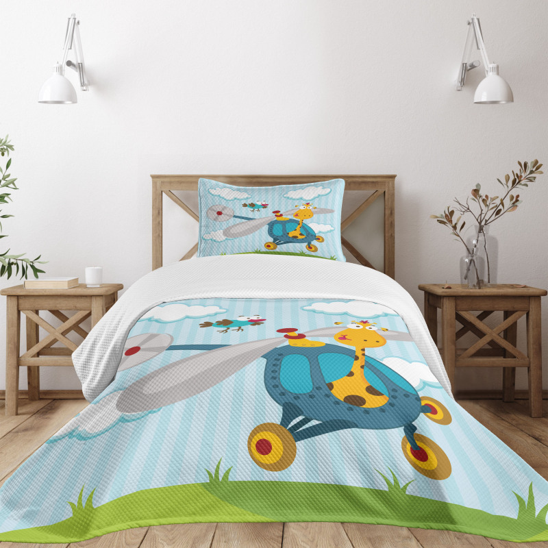 Funny Giraffe and Bird Bedspread Set