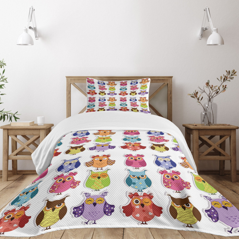 Cartoon Owls Emotions Bedspread Set