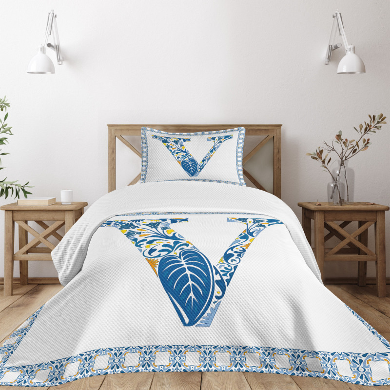 Capital Font Framework Bedspread Set