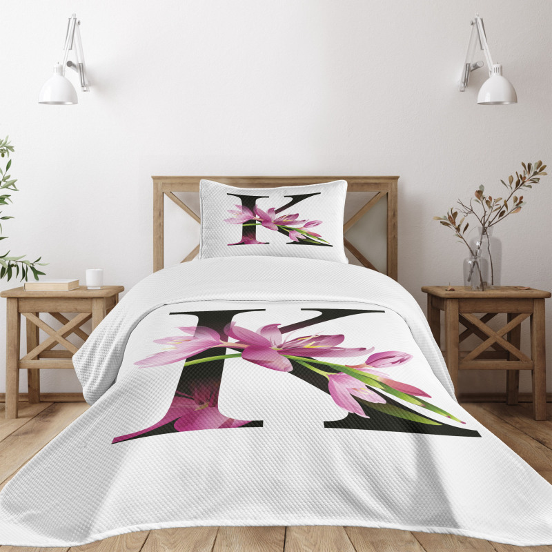 Blooming Kaffir Lily K Bedspread Set