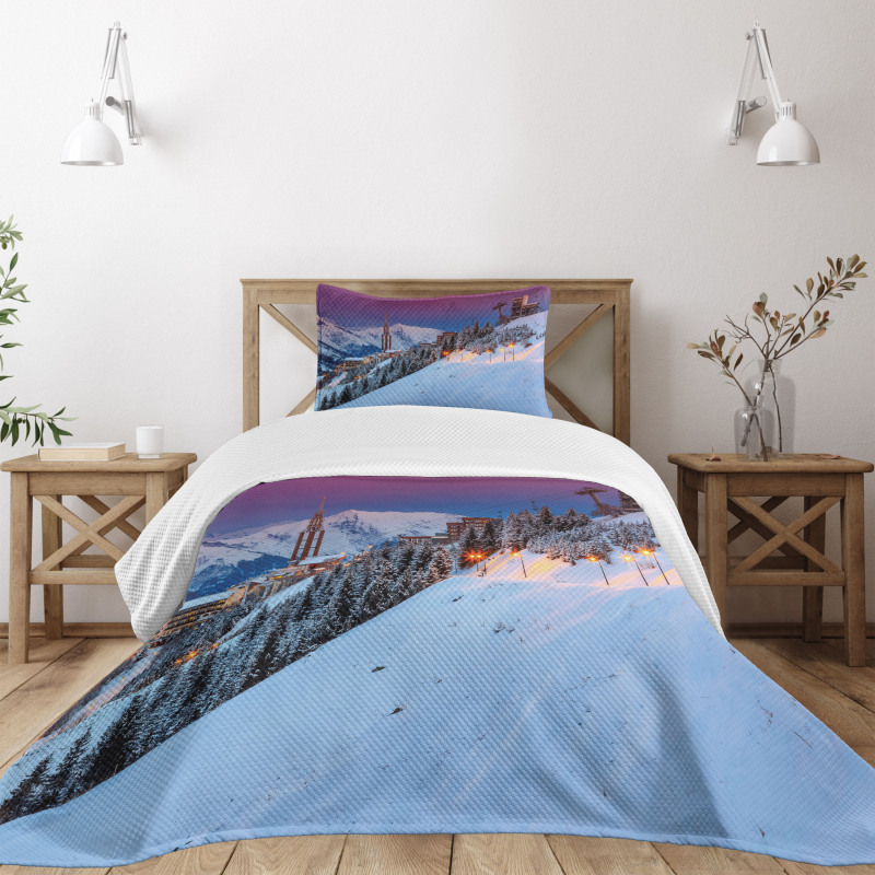 Majestic Sunrice Ski Bedspread Set