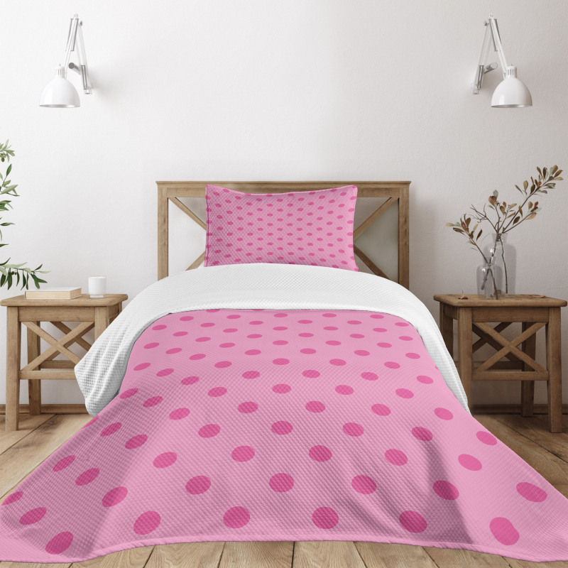 Classical Simple Dots Bedspread Set