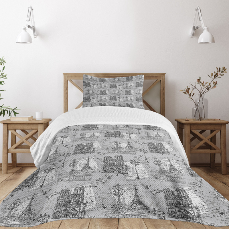 Seine River Notre Dame Bedspread Set