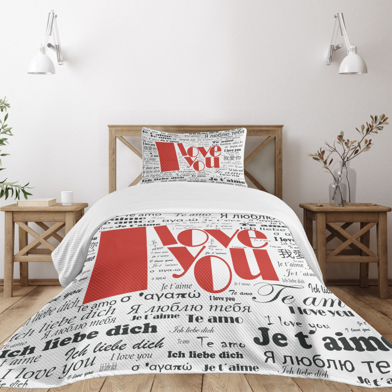 Newspaper Words Bedspread Set