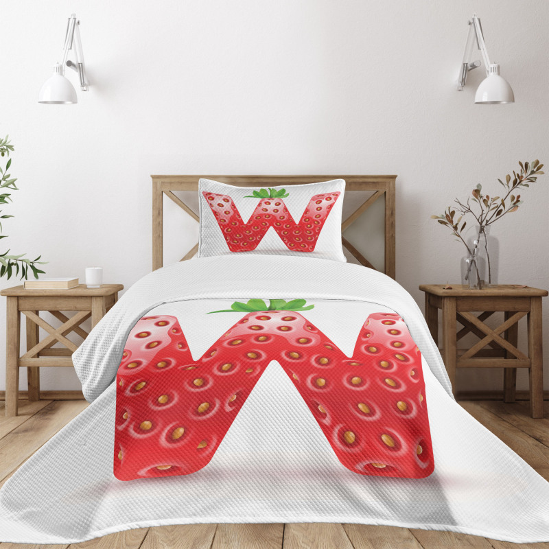 Capital W Strawberry Bedspread Set