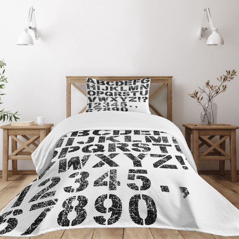 Grunge Scratched Look Bedspread Set
