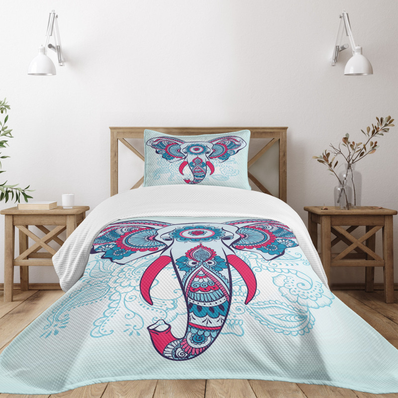 Doodle Elephant Design Bedspread Set