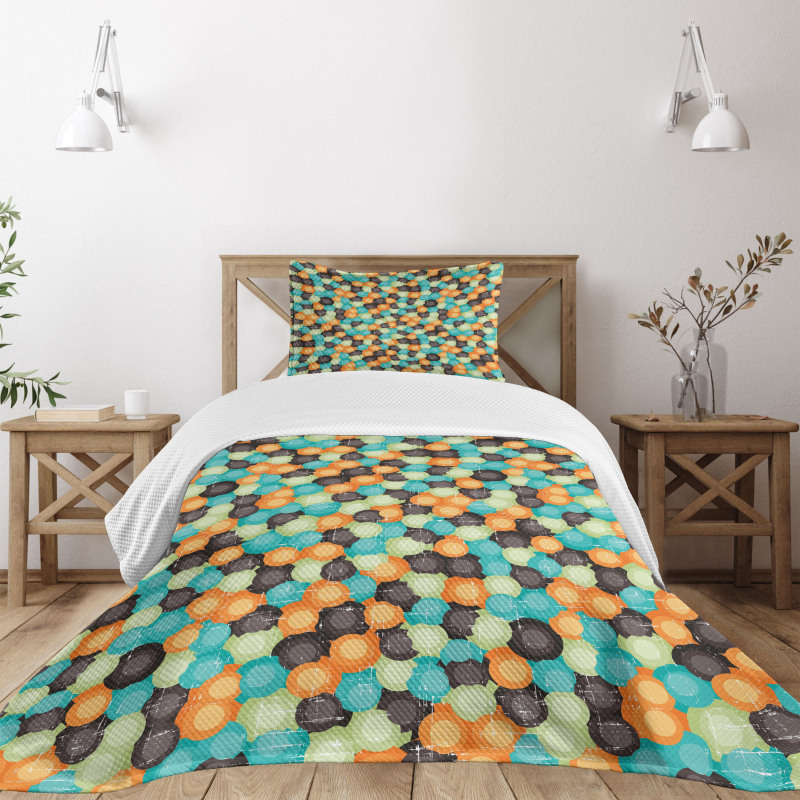 Vibrant Toned Circles Bedspread Set