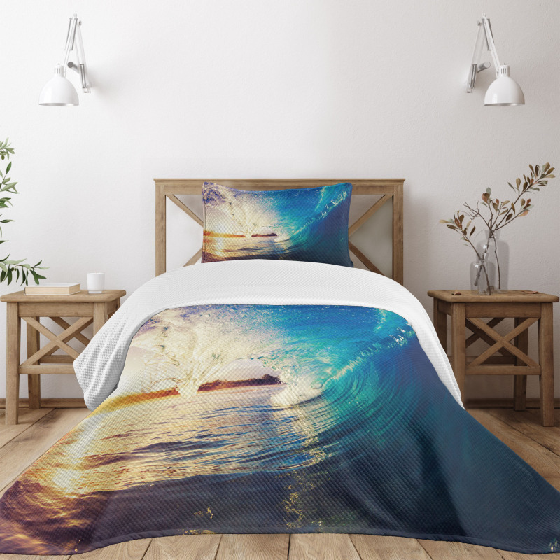 Sunrise on Waves Sports Bedspread Set