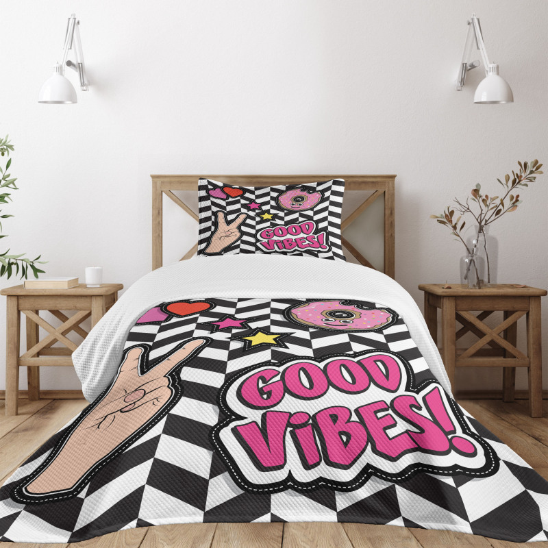Cartoon Pop Emoticon Bedspread Set