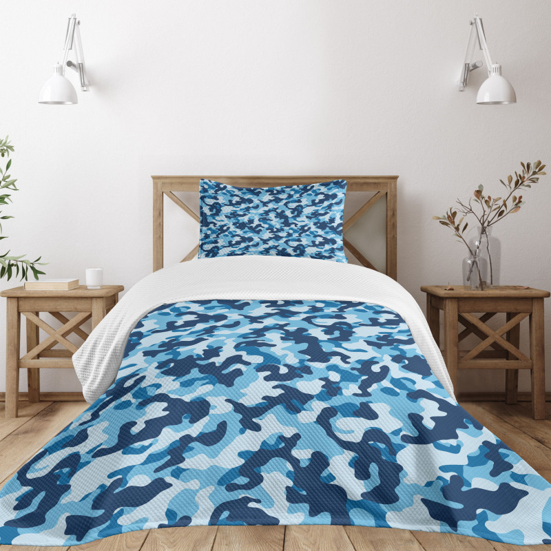 Blue Toned Design Bedspread Set