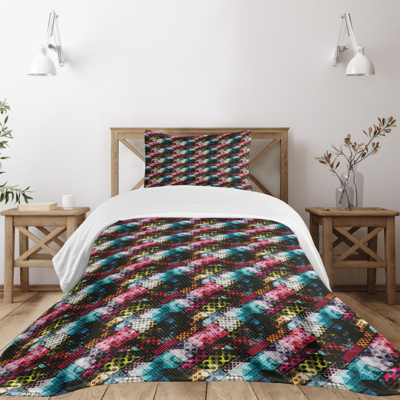 Vibrant Traditional Bedspread Set